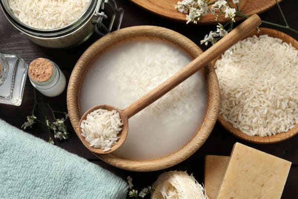 تصویر 3 از برنج سنگی دستی یادگاری از زمین‌های شمالی باران‌خیز